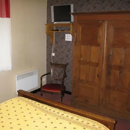 Le Commerce Penzion 3*